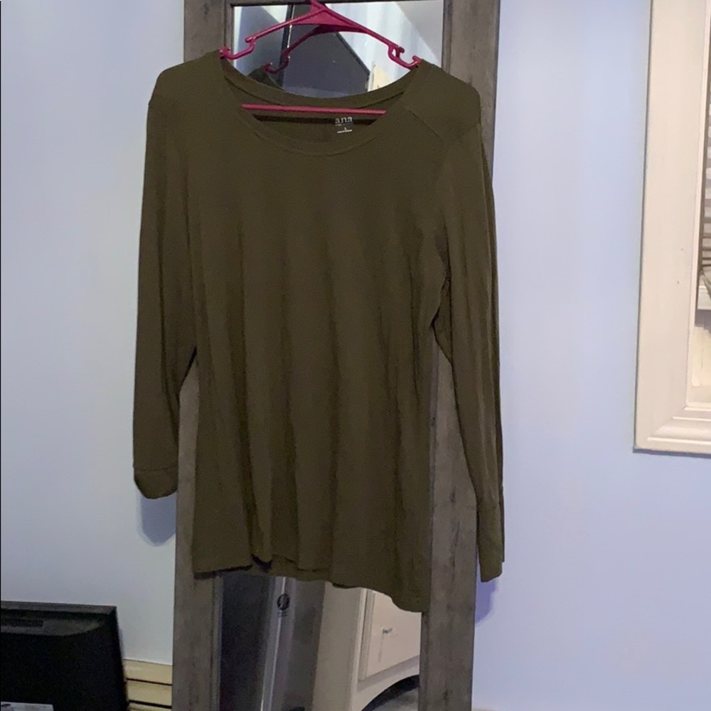 Army green long sleeve shirt!